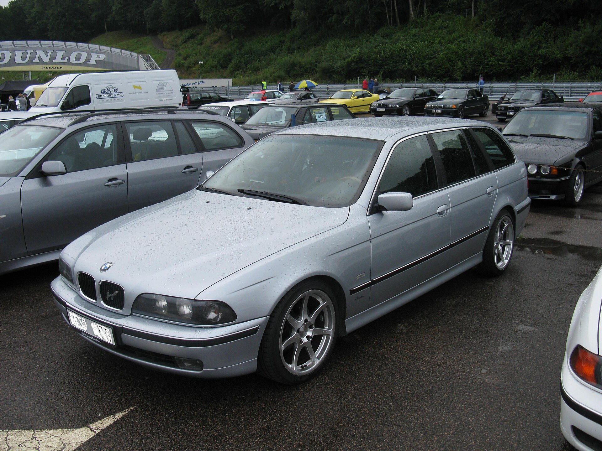 Touring BMW E39/2 на реальной лицензированной фотографии
