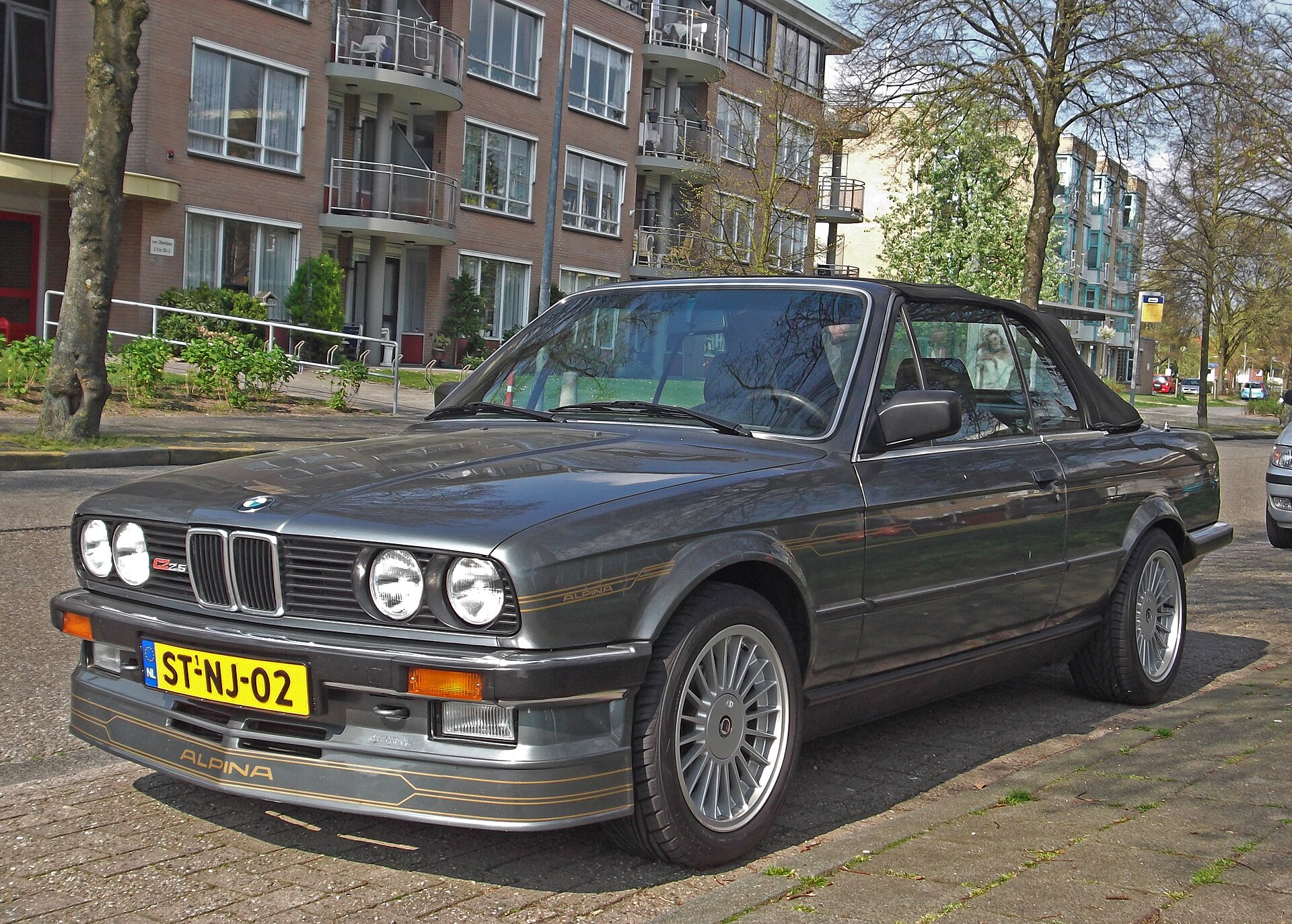 B3 / D3 ALPINA B3 E30 Cabriolet Cabriolet in a real licensed photograph
