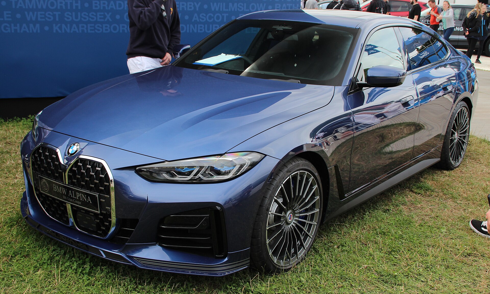 Gran Coupe BMW ALPINA B4/D4 G26 Gran Coupé на реальной лицензированной фотографии
