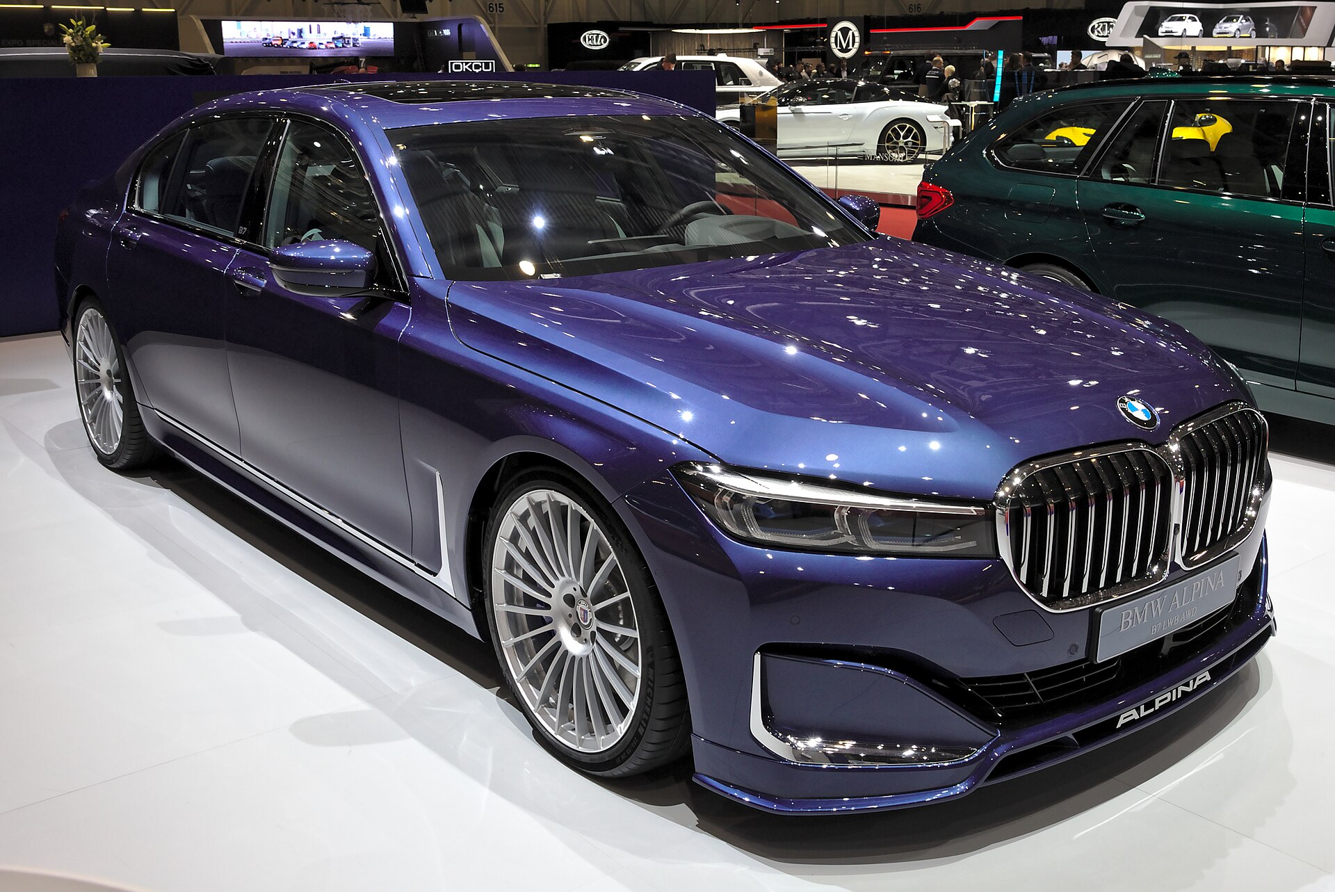 B7 / B11 / B12 ALPINA B7 G12 Long-wheelbase Sedan in a real licensed photograph