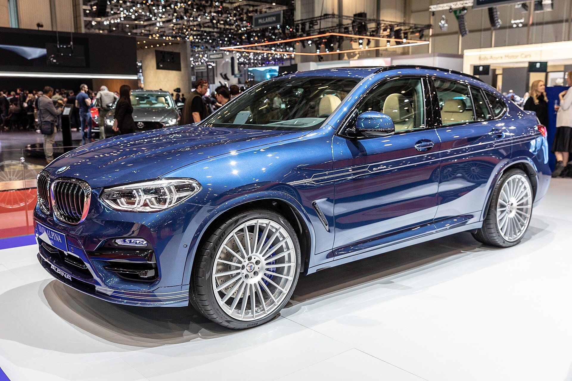 XD3 / XD4 / XB7 ALPINA XD4 G02 Sports Activity Coupe in a real licensed photograph