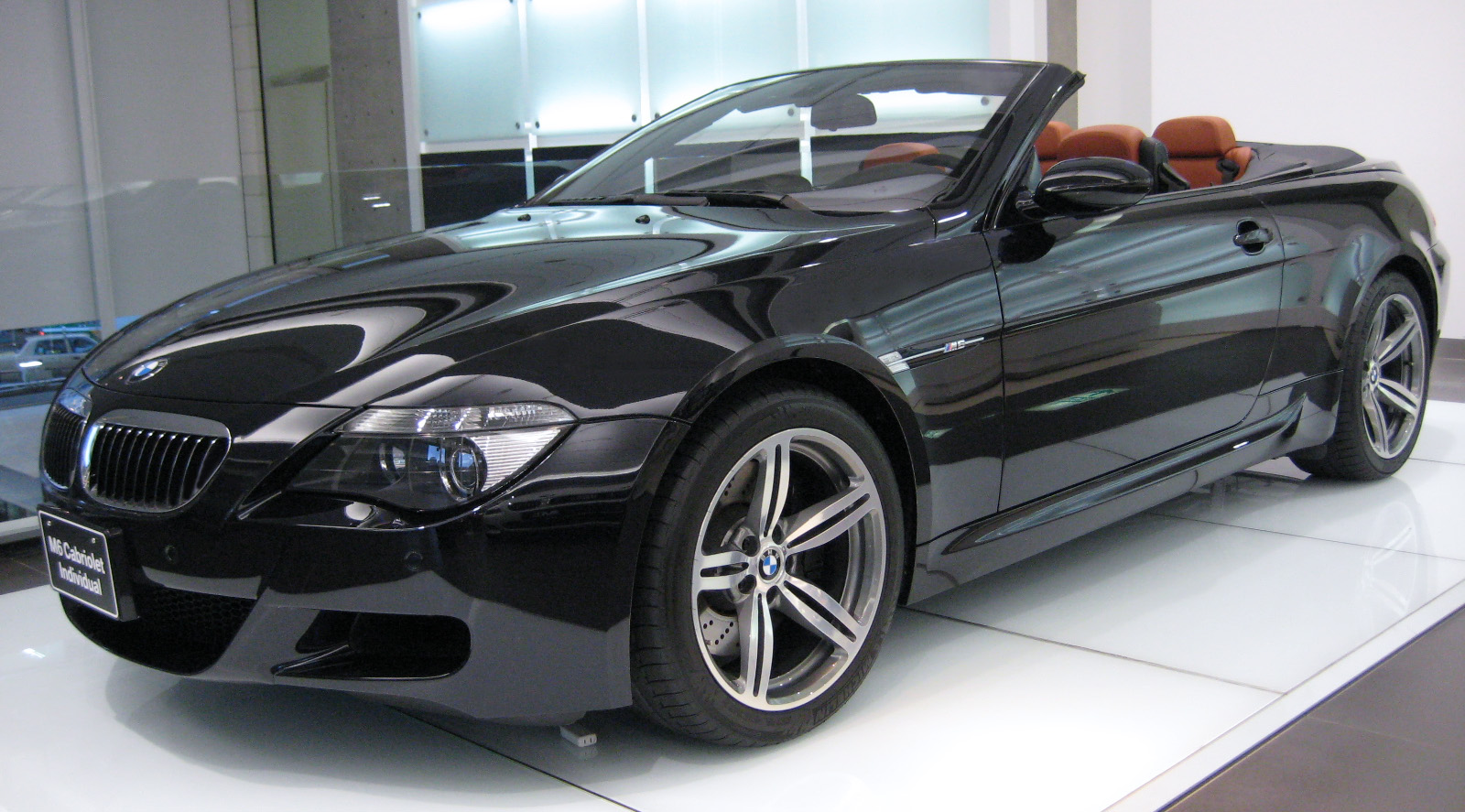 M6 E64 Cabriolet in a real licensed photograph