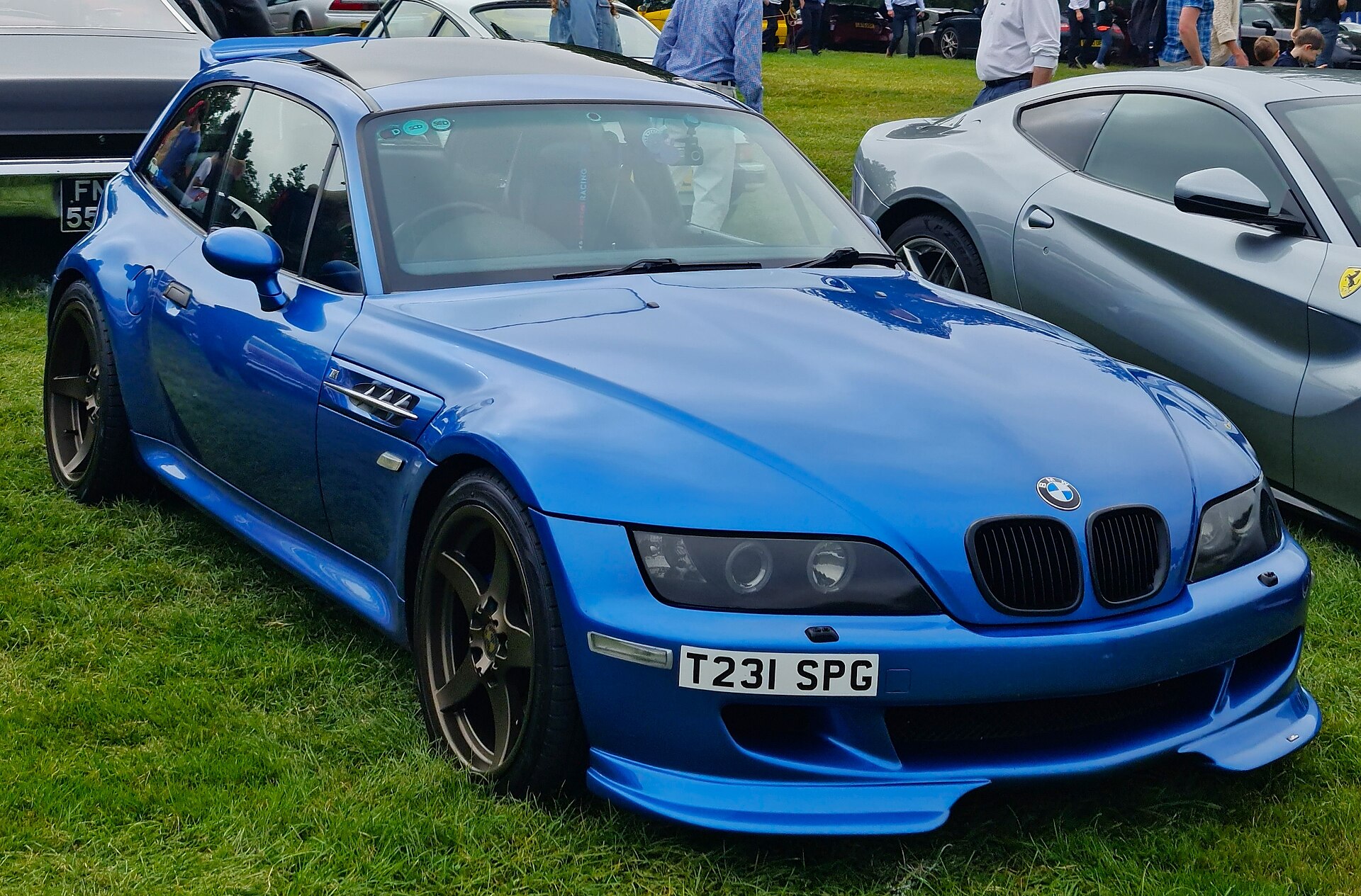 Купе BMW E36/8 на реальной лицензированной фотографии